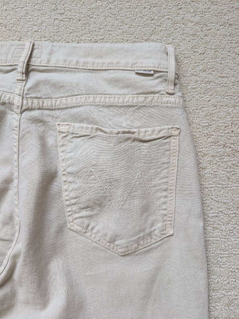 MOTHER The Insider Ankle Fray in Chalk It Up 30 x 27 Jeans Pants denim Tan beige - Picture 4 of 16